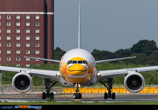 Boeing 777-212/ER Boeing 777-212/ER