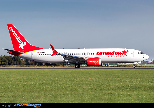 Boeing 737-8 MAX Boeing 737-8 MAX