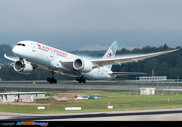 Boeing 787-8 Dreamliner Boeing 787-8 Dreamliner