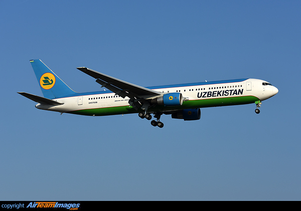 Boeing 767-33P/ER Boeing 767-33P/ER