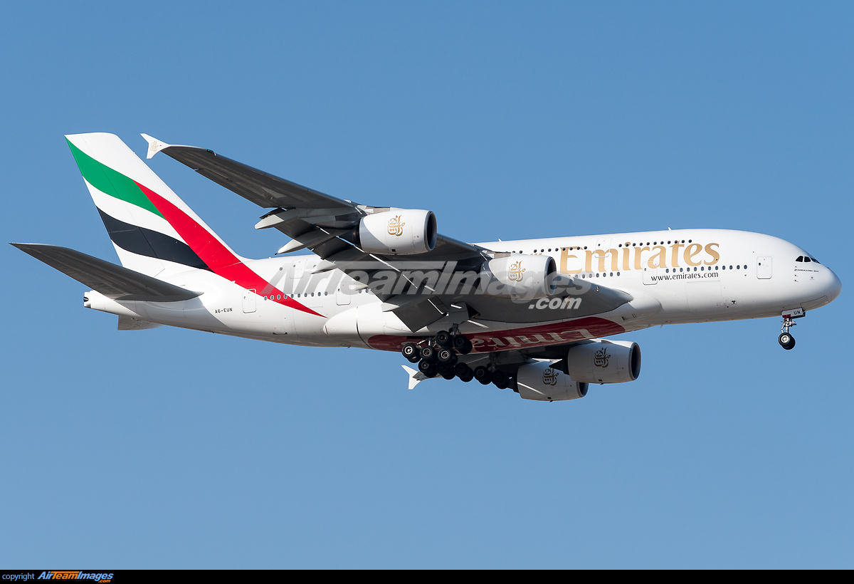 Airbus A380842 Large Preview