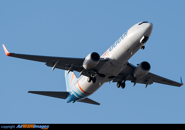 Boeing 737-8KN Boeing 737-8KN