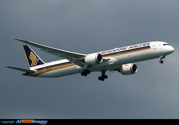 Boeing 787-10 Dreamliner Boeing 787-10 Dreamliner