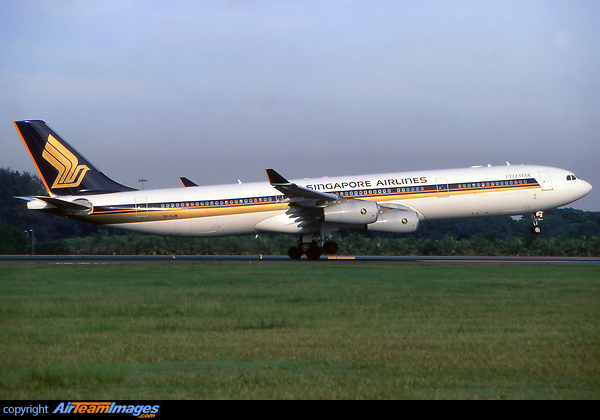 Airbus A340-313X Airbus A340-313X