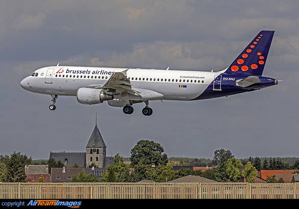Airbus A320-214 Airbus A320-214