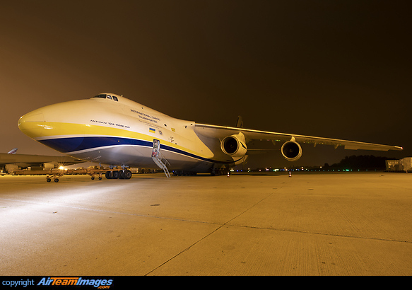 Antonov An-124-100M-150 Ruslan Antonov An-124-100M-150 Ruslan
