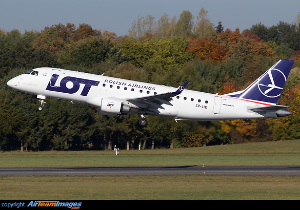 Embraer ERJ-175LR Embraer ERJ-175LR