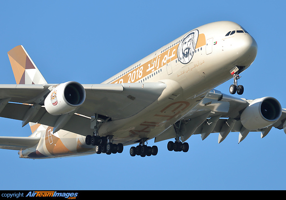 Airbus A380-861