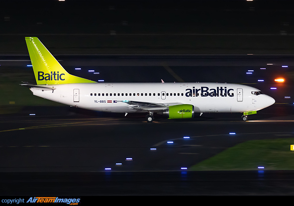Boeing 737-31S Boeing 737-31S