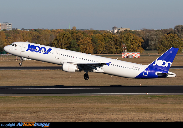 Airbus A321-211 Airbus A321-211