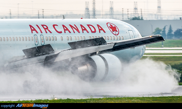 Boeing 767-375/ER Boeing 767-375/ER