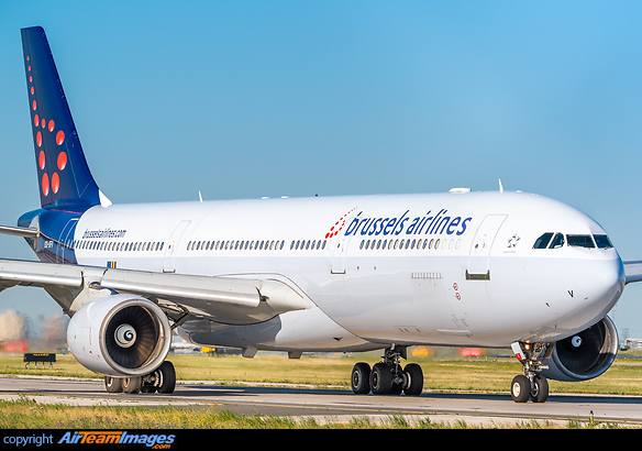 Airbus A330-322 Airbus A330-322