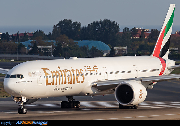 Boeing 777-31H/ER Boeing 777-31H/ER