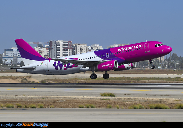 Airbus A320-232 Airbus A320-232