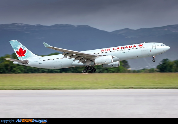 Airbus A330-343 Airbus A330-343