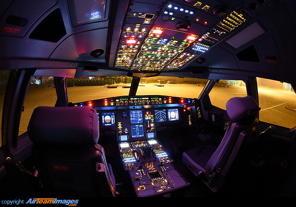 Airbus A330-243