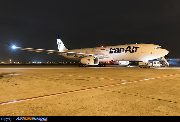 Airbus A330-243