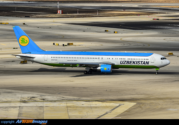 Boeing 767-33P/ER Boeing 767-33P/ER