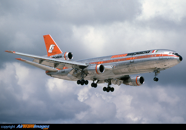 McDonnell Douglas DC-10-30 McDonnell Douglas DC-10-30