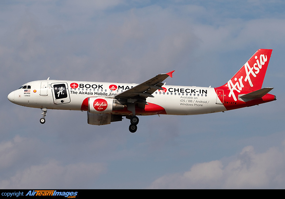 Airbus A320-216 Airbus A320-216