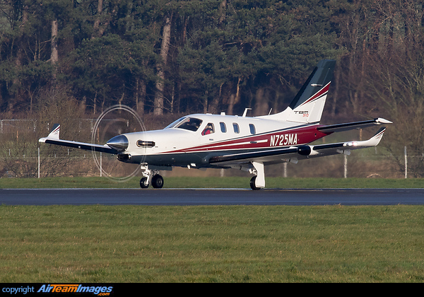 Departing to Keflavik on delivery to it's new owner. Socata TBM-930