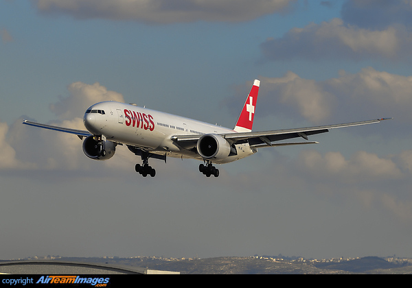 Boeing 777-3DE/ER Boeing 777-3DE/ER