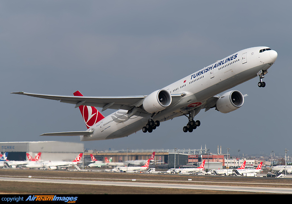 Boeing 777-3F2/ER Boeing 777-3F2/ER