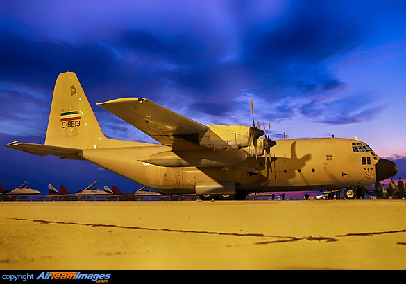 Lockheed C-130E Hercules Lockheed C-130E Hercules