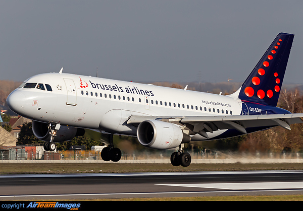 Airbus A319-111 Airbus A319-111