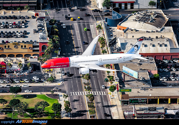 Boeing 787-9 Dreamliner Boeing 787-9 Dreamliner
