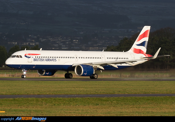 Rolling down rwy 23 for departure to Heathrow Airbus A321-251NX