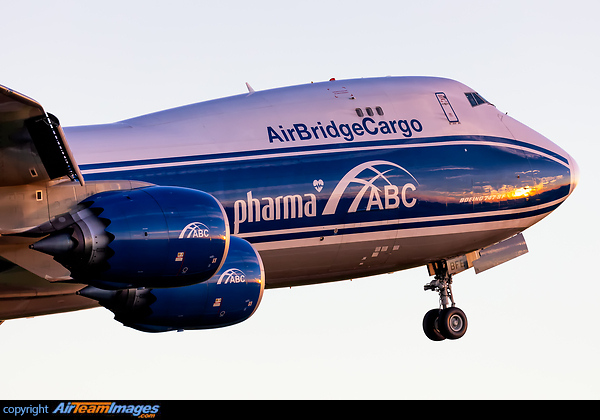 Boeing 747-83QF Boeing 747-83QF