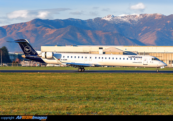 Bombardier CRJ-900 NextGen Bombardier CRJ-900 NextGen