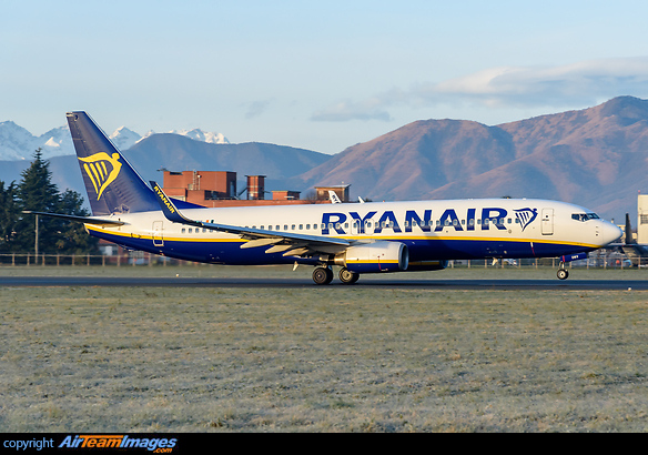 Boeing 737-8AS Boeing 737-8AS