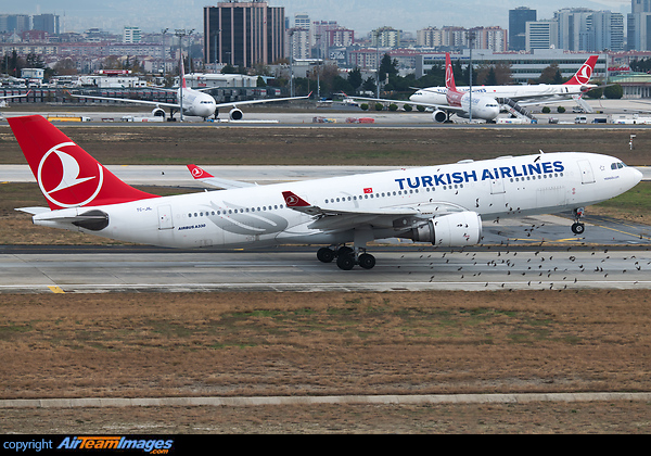 Airbus A330-202 Airbus A330-202