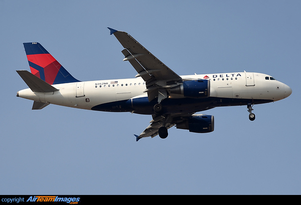 Airbus A319-114 Airbus A319-114