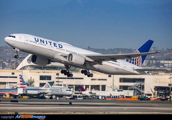 Boeing 777-222/ER Boeing 777-222/ER