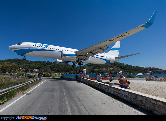 Boeing 737-8AS Boeing 737-8AS