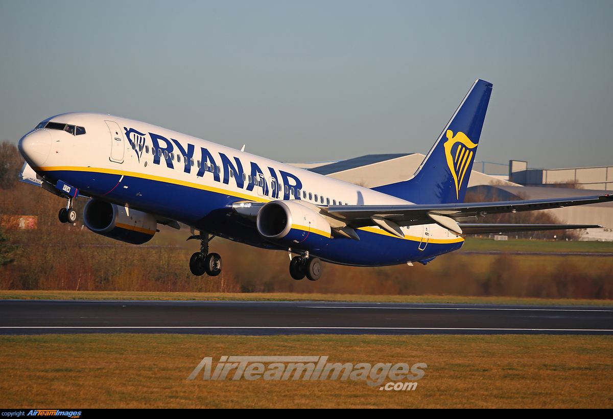 Boeing 737-8AS