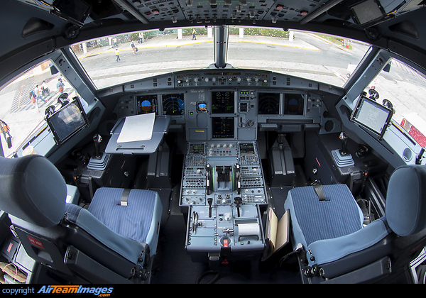 Airbus A321-271N Airbus A321-271N
