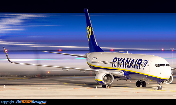 Boeing 737-8AS