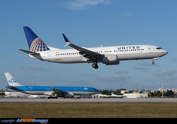 Boeing 737-824 Boeing 737-824