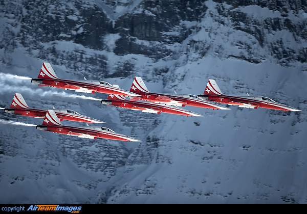 Swiss demo team Patrouille Suisse doing theri demonstration during the Ski Race at the 2019 Lauberhorn Rennen. Patrouille Suisse