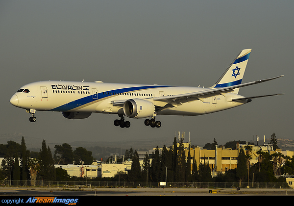 Boeing 787-9 Dreamliner