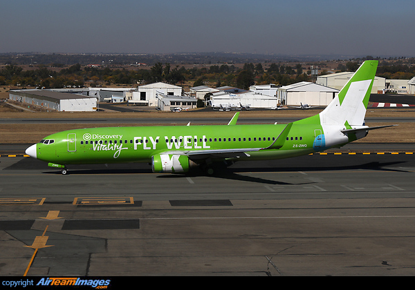 Painted in "Discover Vitality" special colours February 2014. Boeing 737-8K2