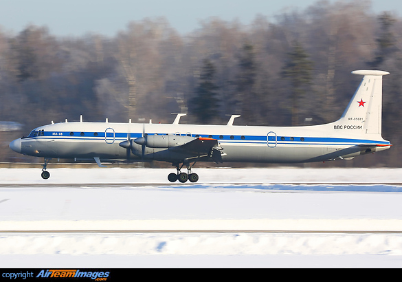 Ilyushin Il-22 M-11 Zebra Ilyushin Il-22 M-11 Zebra