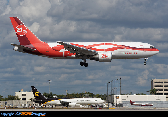 Boeing 767-241/ER Boeing 767-241/ER