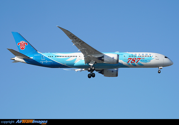 Boeing 787-9 Dreamliner Boeing 787-9 Dreamliner