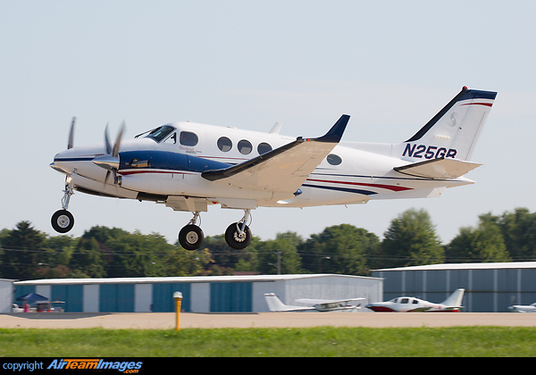 Beechcraft King Air C90A Beechcraft King Air C90A