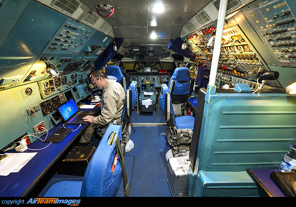 Antonov An-124-100 Ruslan Antonov An-124-100 Ruslan